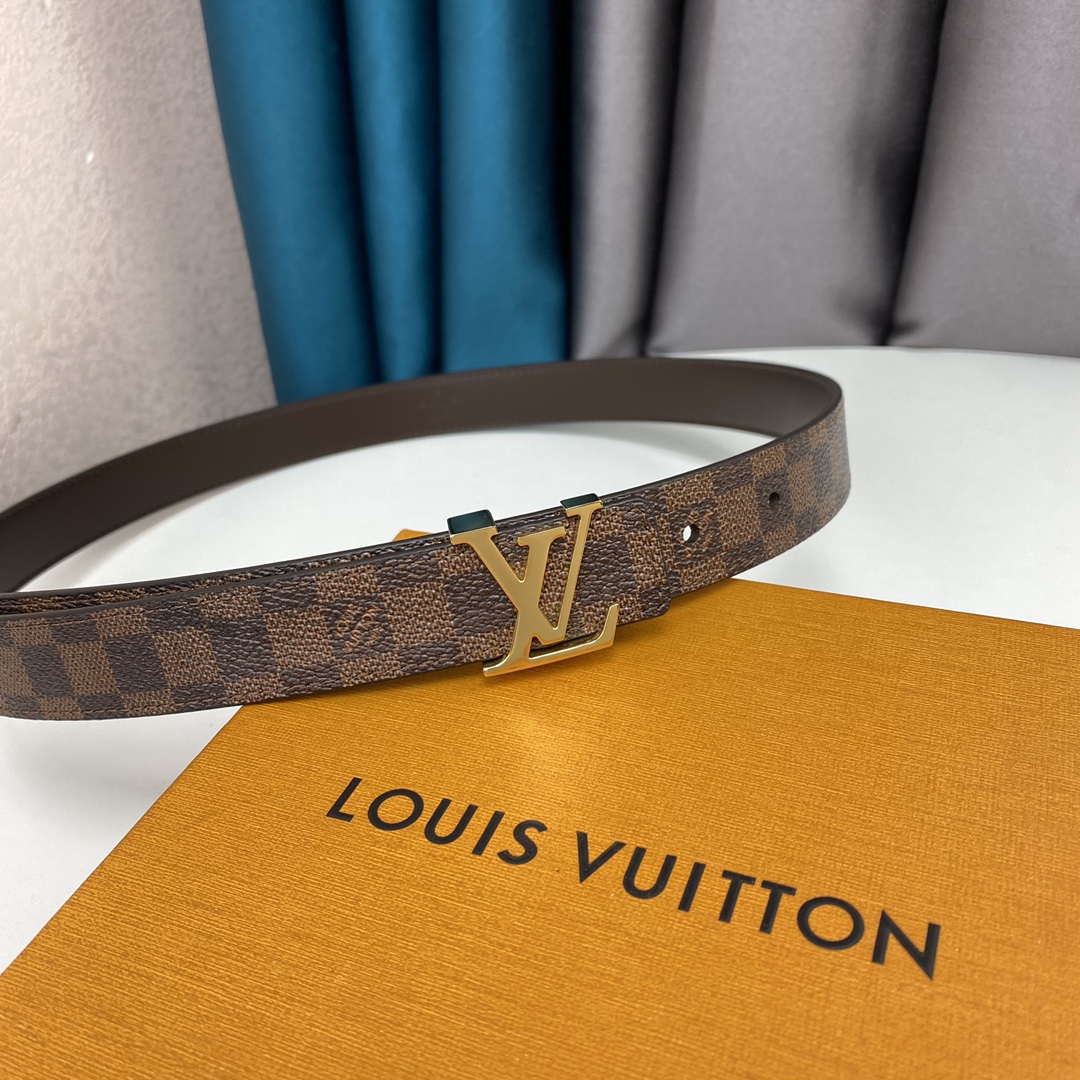 db9bf2_7c4f9c814dc5410fb8ad0193d99f26e0mv2.jpg Louis Vuitton Mini Classic 25mm Belt - Image 1