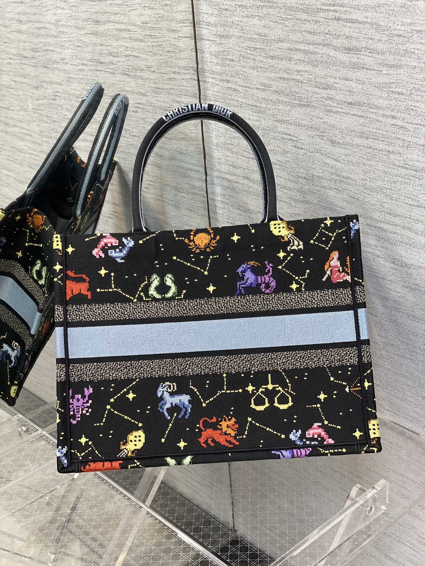 Dior Medium Constellations Tote Bag - Image 3