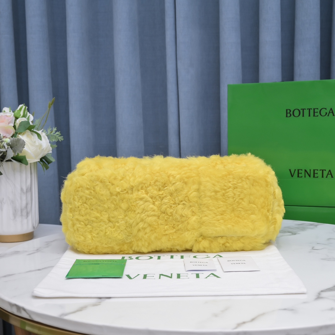 Bottega Veneta Corn Yellow Fluffy Arco Tote Bag - Image 3