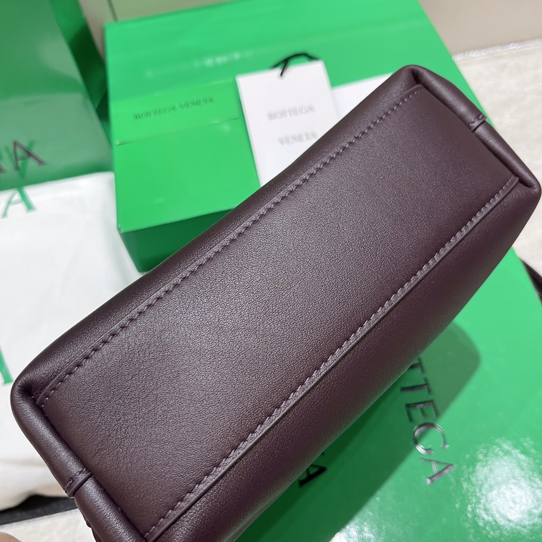 Bottega Veneta Bag - Image 6