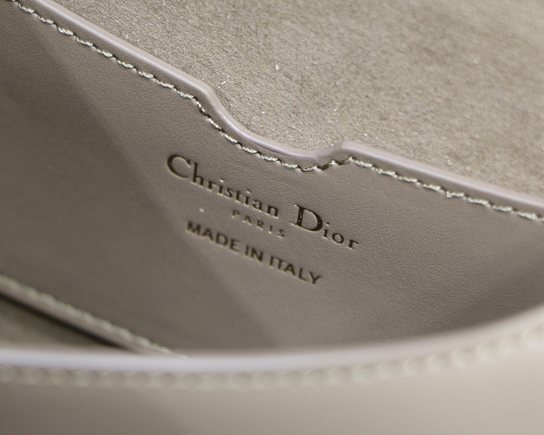 Dior Medium Bobby Bag in Warm Taupe Calfskin - Image 7