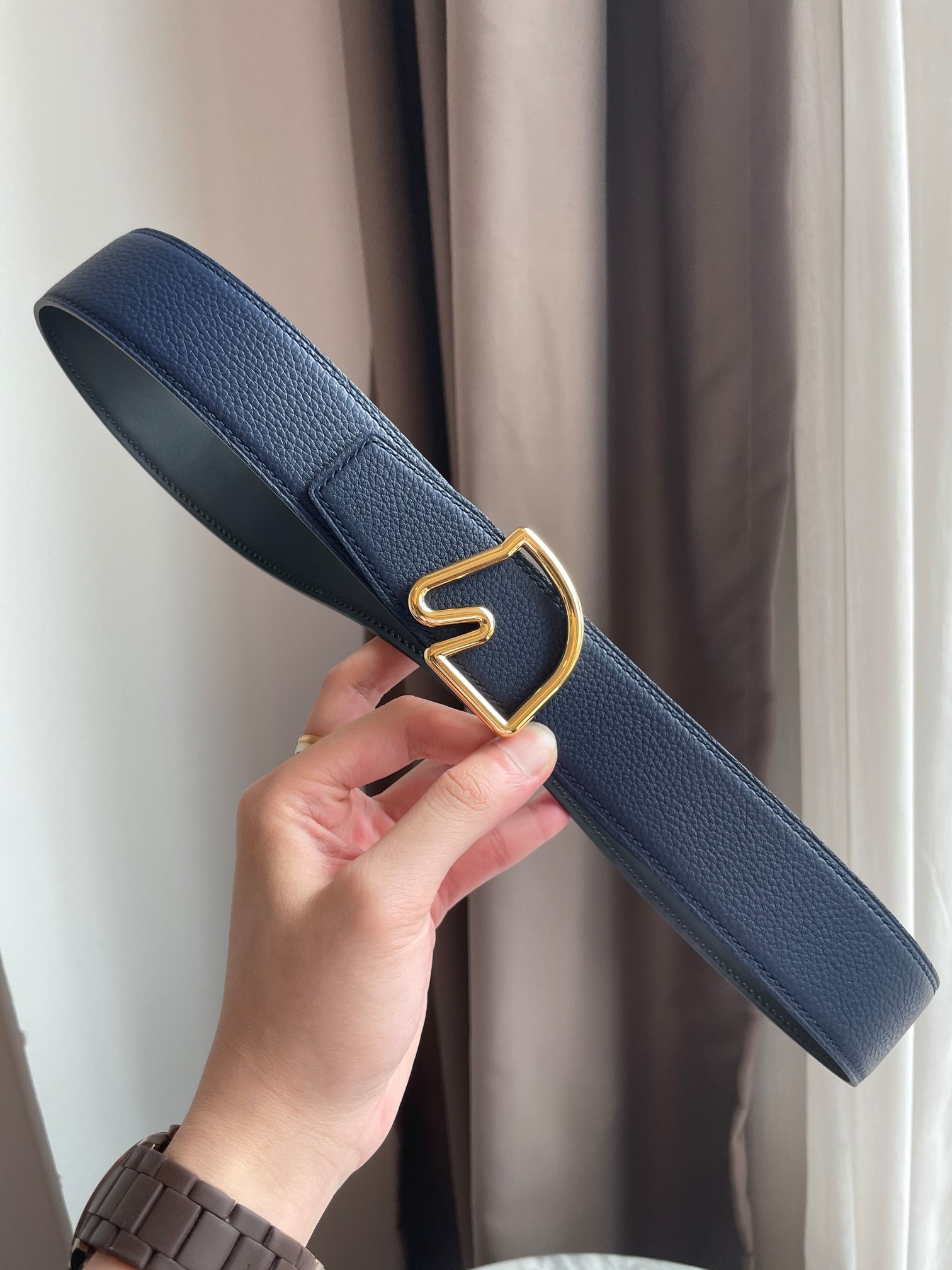 db9bf2_82b149d0fbaa4f0e8033a7ad9e10a0ddmv2.jpg Hermes Shoes - Image 1