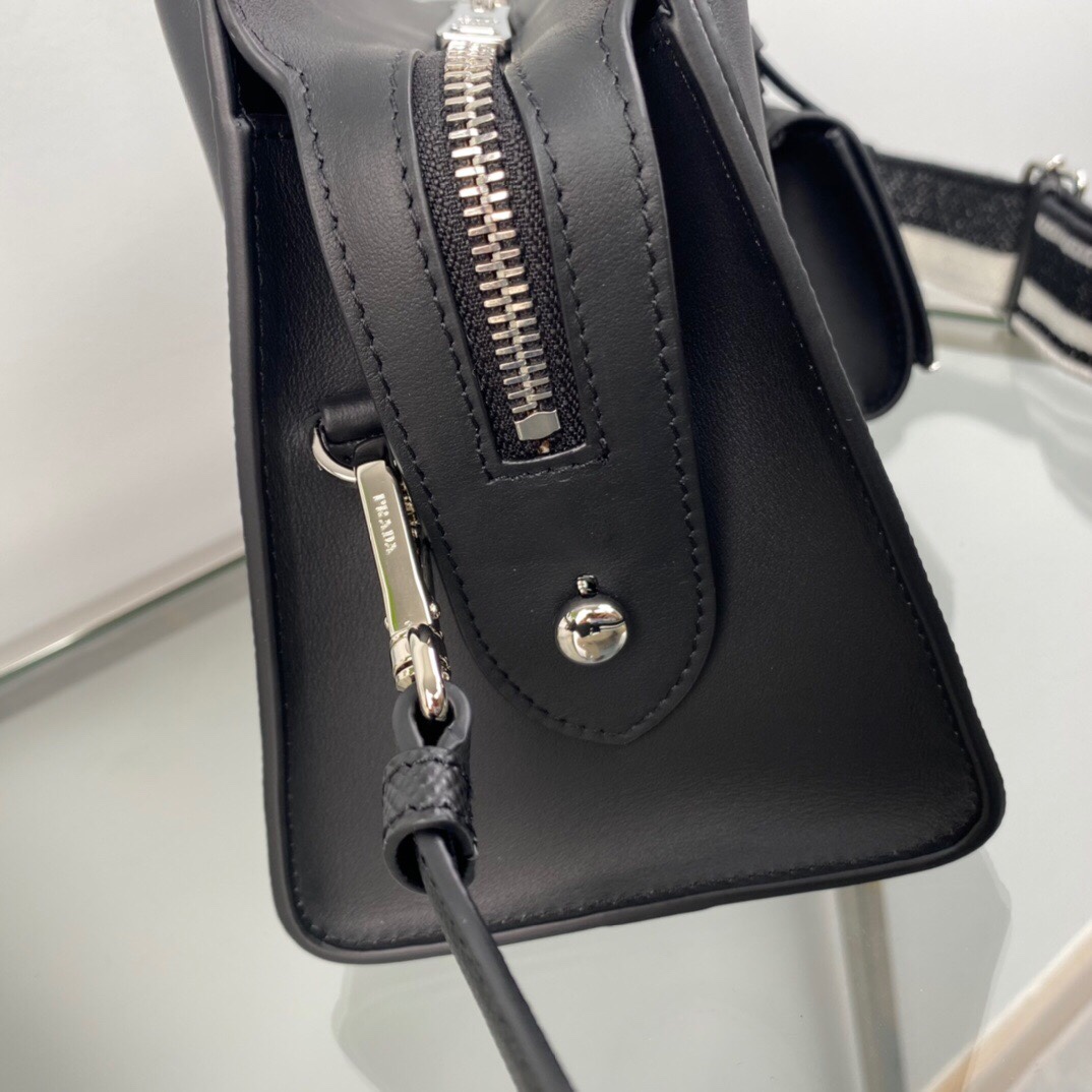 Prada Bags - Image 7