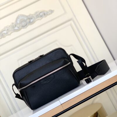 Louis Vuitton Outdoor Small Messenger Bag