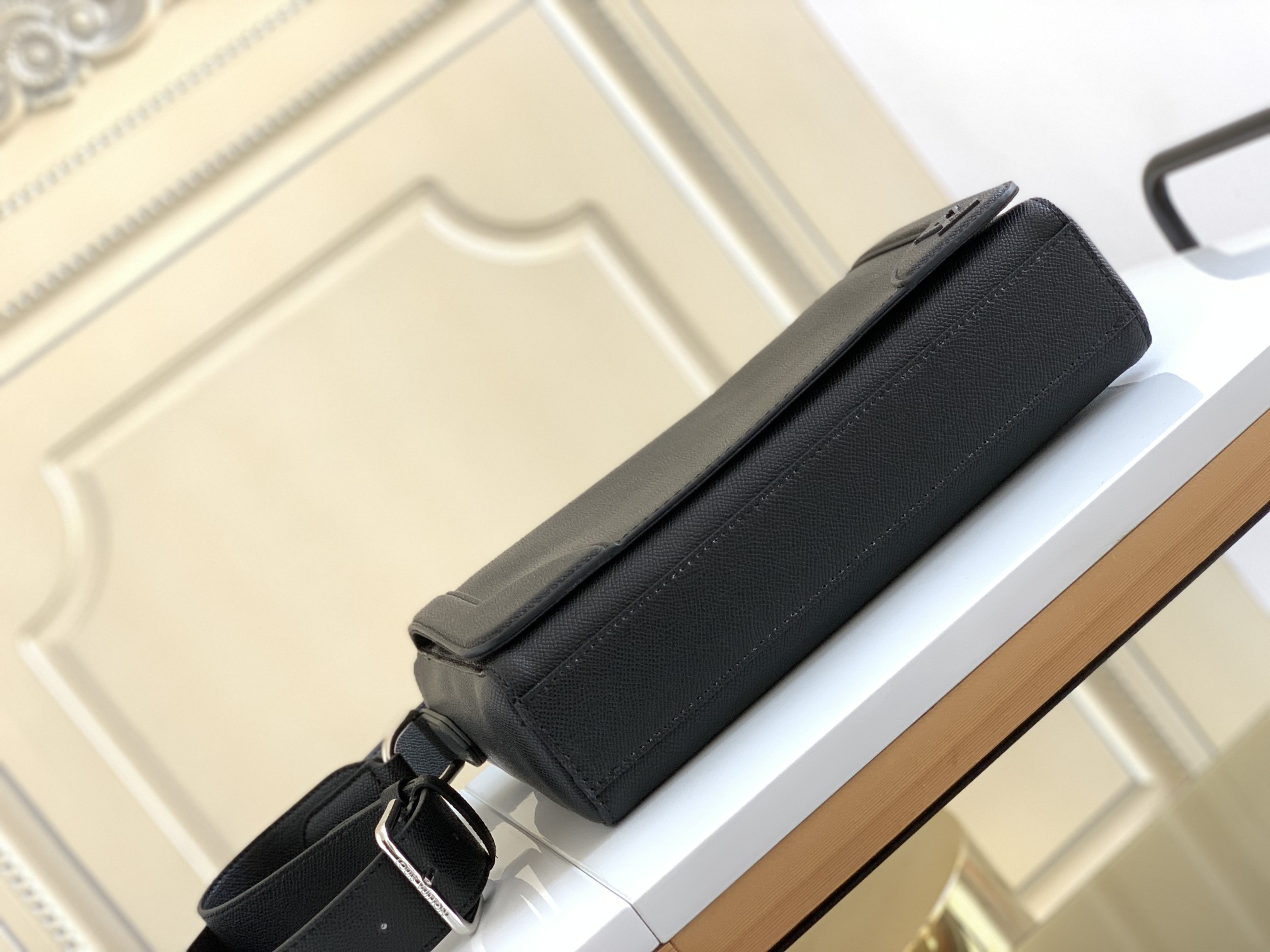 Louis Vuitton New Flap Messenger Bag - Image 8