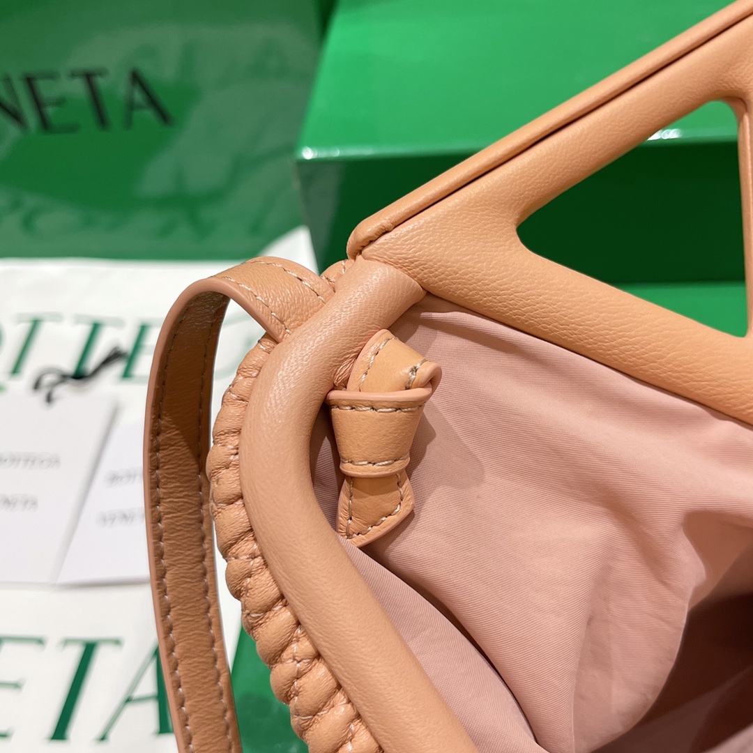 Bottega Veneta Bag - Image 6