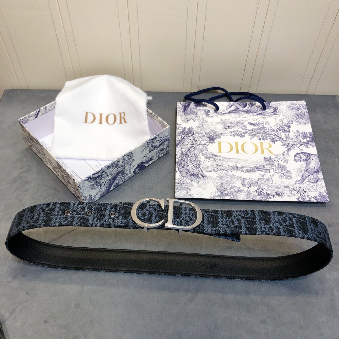 db9bf2_899d8d2901c2417ba98a82f619e65ef5mv2.jpg Dior Classic Buckle Belt - Image 1