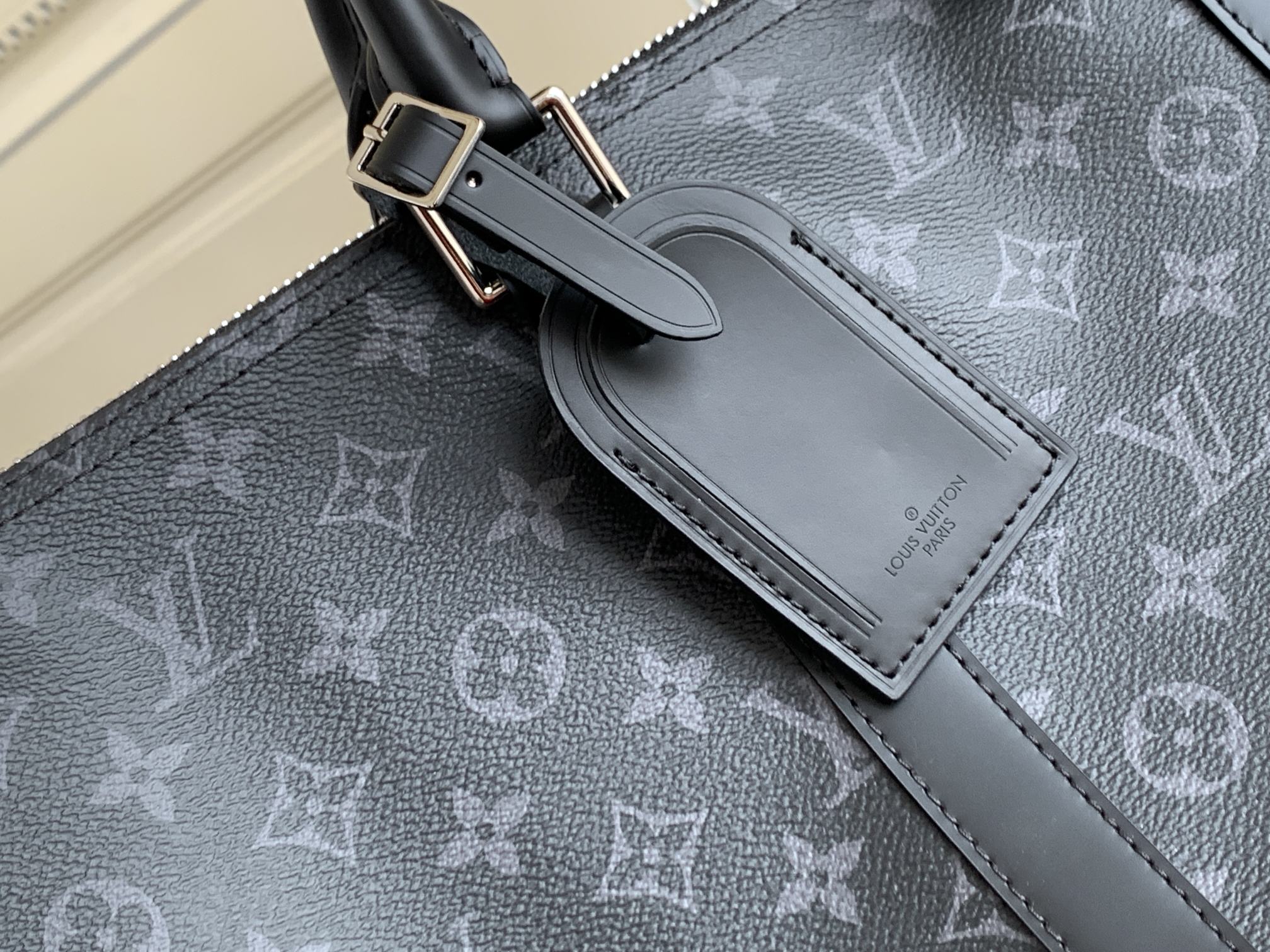Louis Vuitton Classic Keepall 50 Bag in Damier Graphite Canvas - Image 7