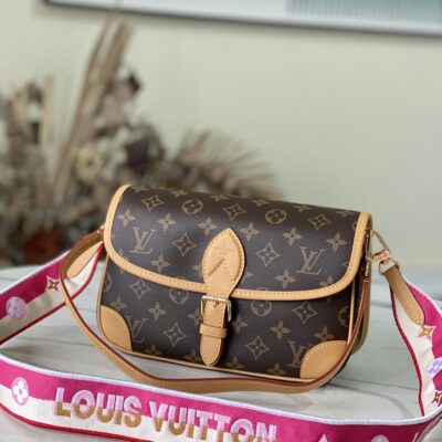 Louis Vuitton Diane Shoulder Bag