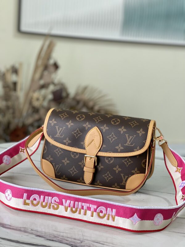 Louis Vuitton Diane Shoulder Bag