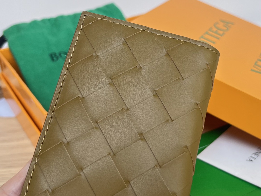 Bottega Veneta Bag - Image 9