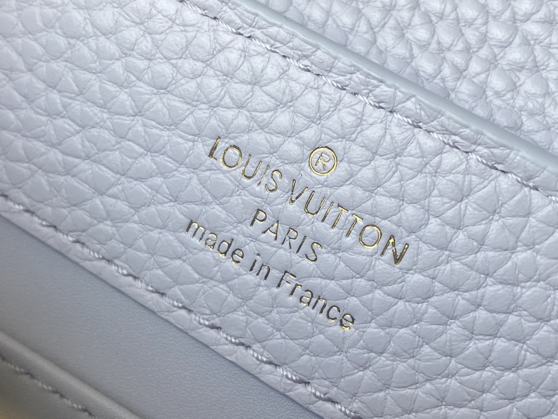 Louis Vuitton Capucines Mini Handbag in Light Violet - Image 9