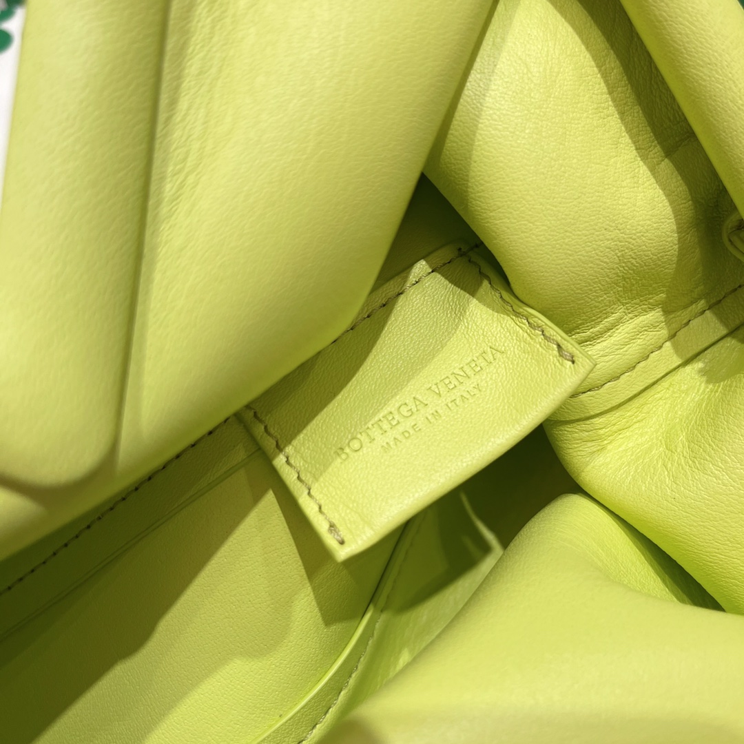 Bottega Veneta Bag - Image 9