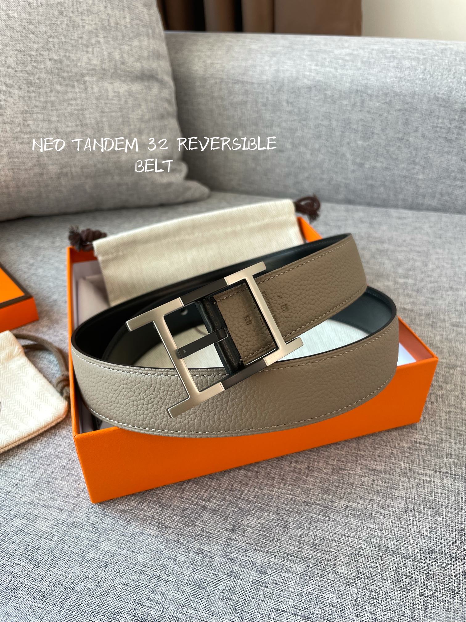 db9bf2_94c24015feb64ba4bdc9c555610d6148mv2.jpg Hermes Shoes - Image 1