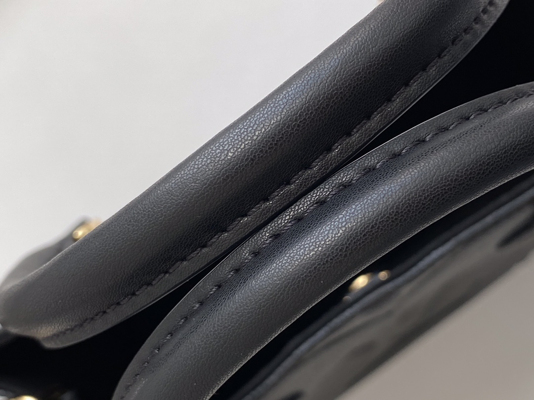 Louis Vuitton OnTheGo Small Tote Bag - Image 7