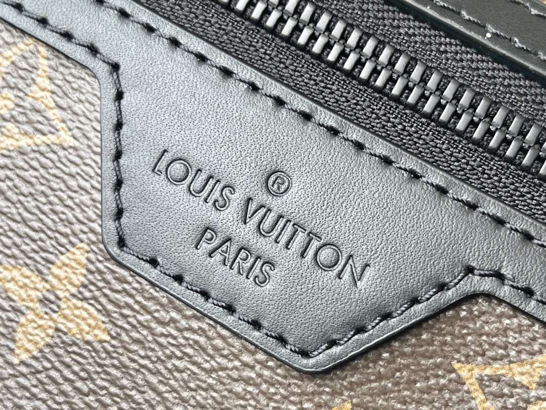 Louis Vuitton Archy Medium Messenger Bag in Monogram - Image 10