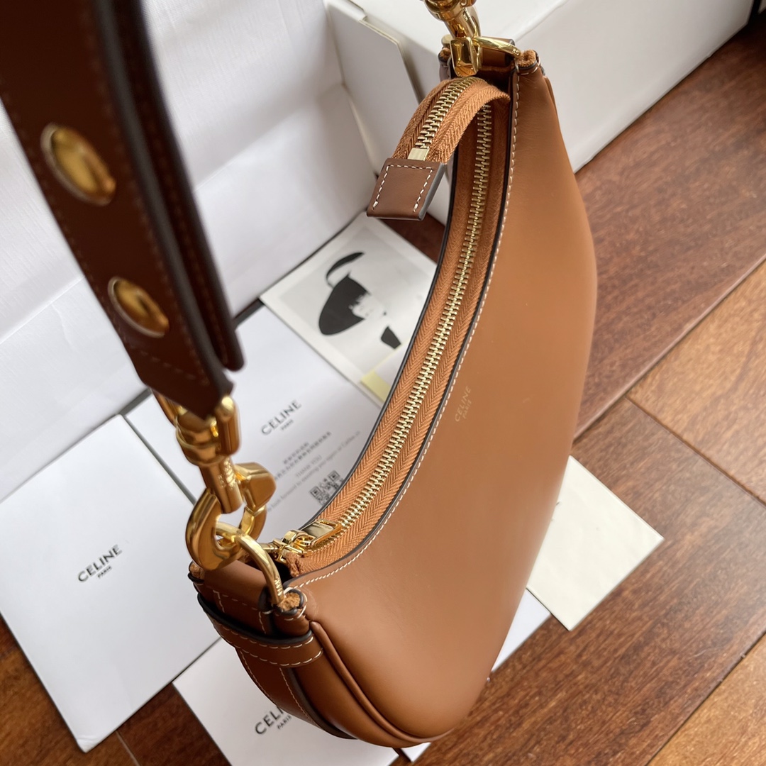 Celine Brown Leather Underarm Ava Strap Bag - Image 4