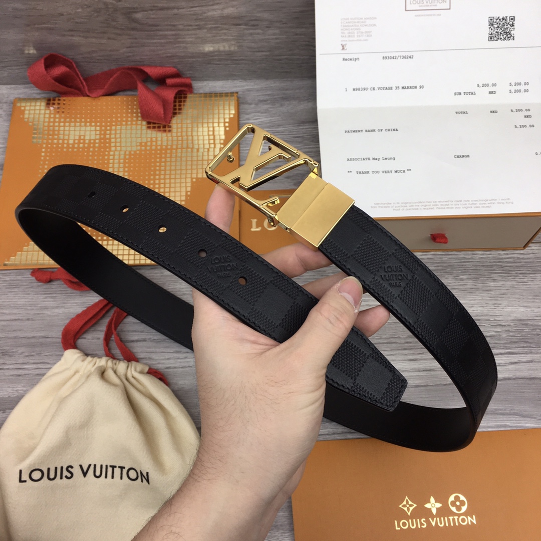 db9bf2_96d3e10808c542e7a6adf5109eef2b32mv2.jpg Louis Vuitton Pin LV Buckle 3.5mm Reversible Belt - Image 1