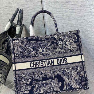 Dior Large Tote Bag in Jungle Embroidery