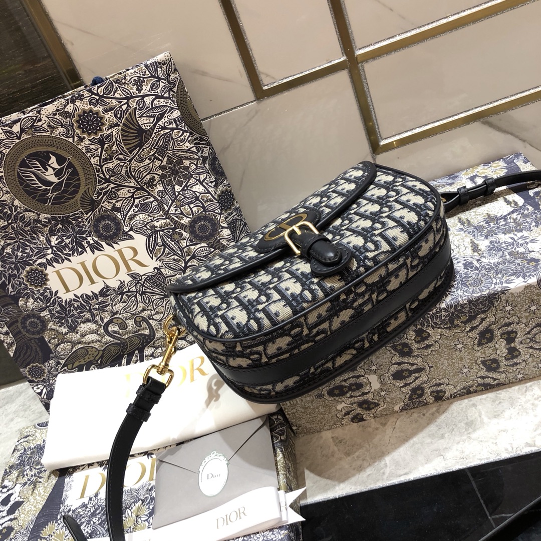 Dior Large Oblique Bobby Bag - Image 7