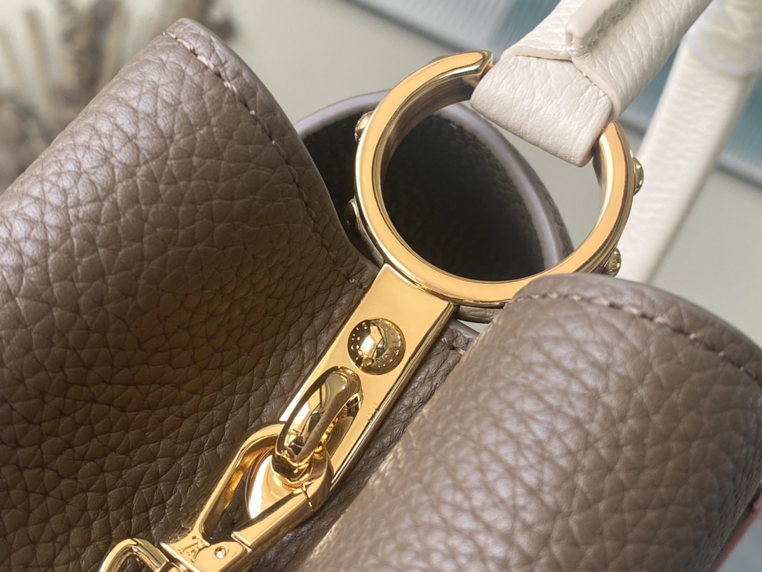 Louis Vuitton Capucines BB Medium Handbag in Brown - Image 6