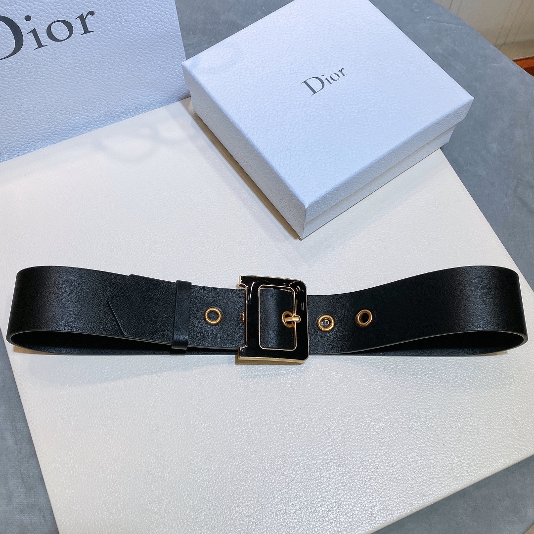 db9bf2_9e320546f095445e8914ebc0ae234580mv2.jpg Dior D Buckle Leather 50mm Belt - Image 1