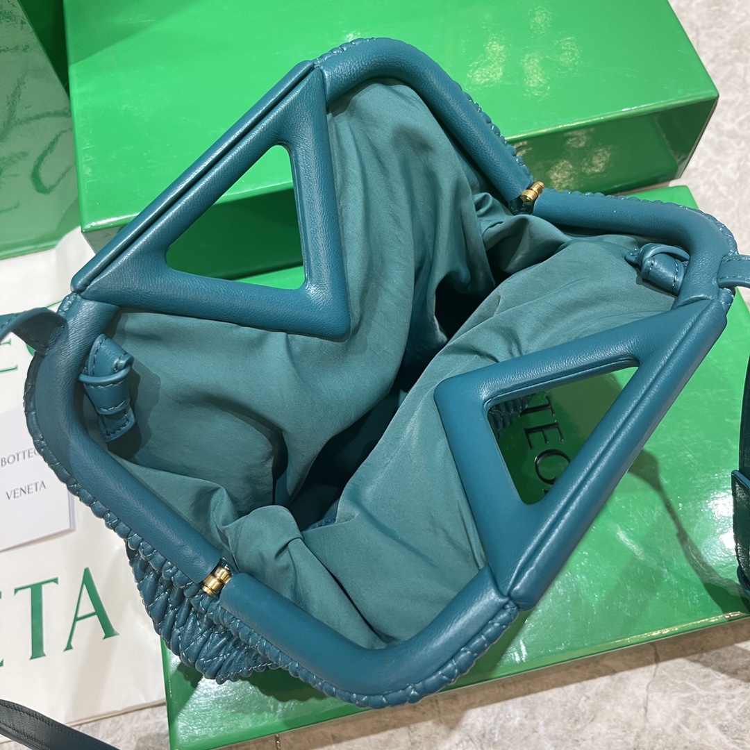 Bottega Veneta Bag - Image 8