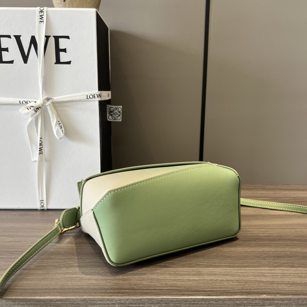 Loewe Bag - Image 6