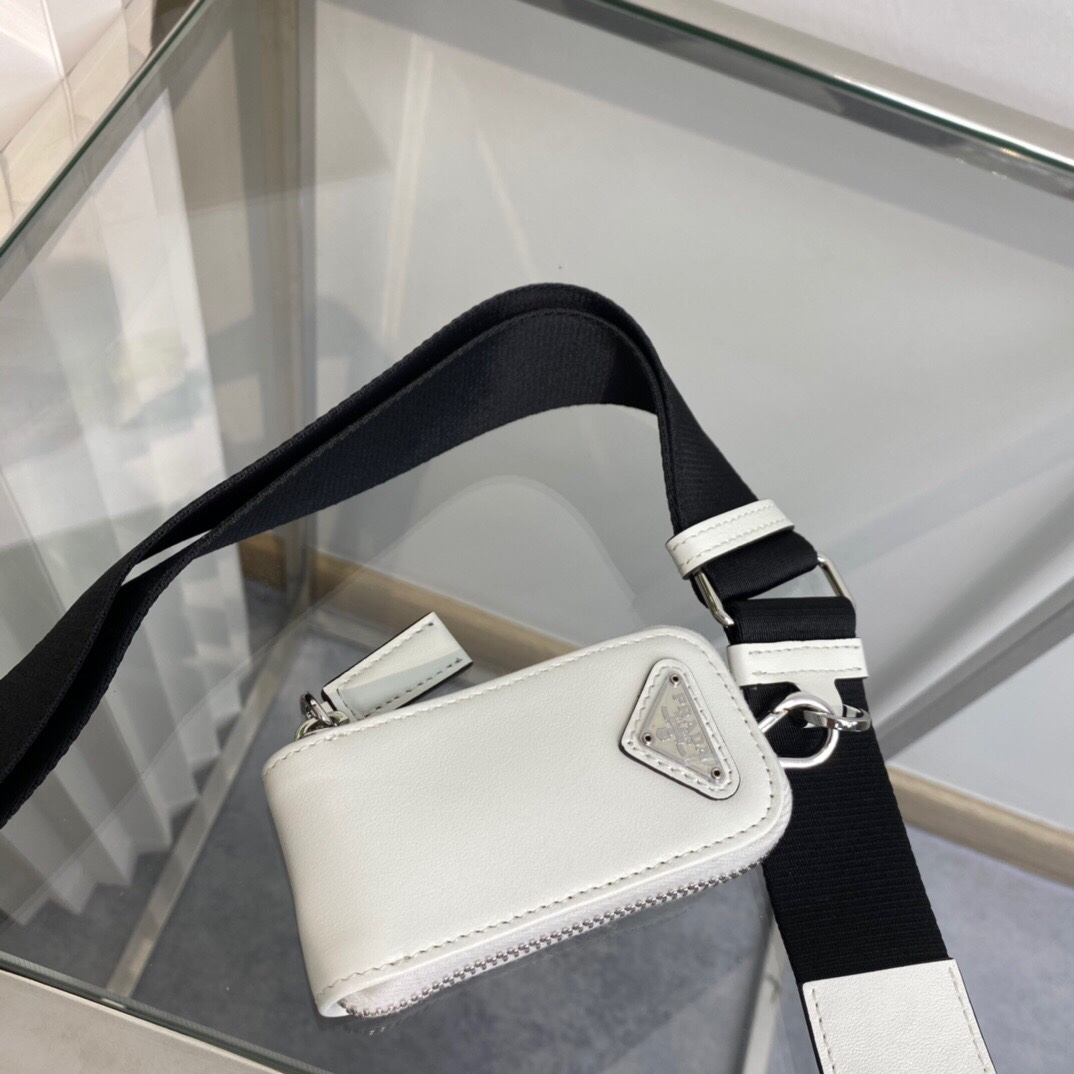 Prada Bags - Image 9