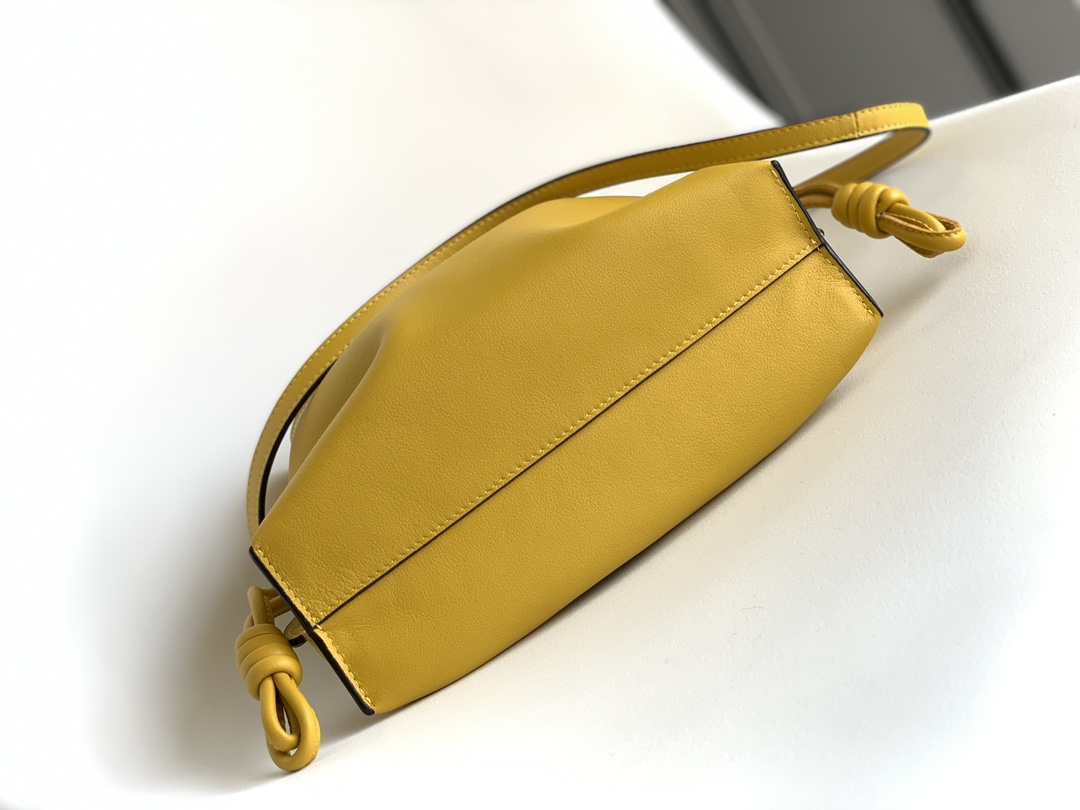 Loewe Small Flamenco Bag in Yellow Calfskin - Image 6