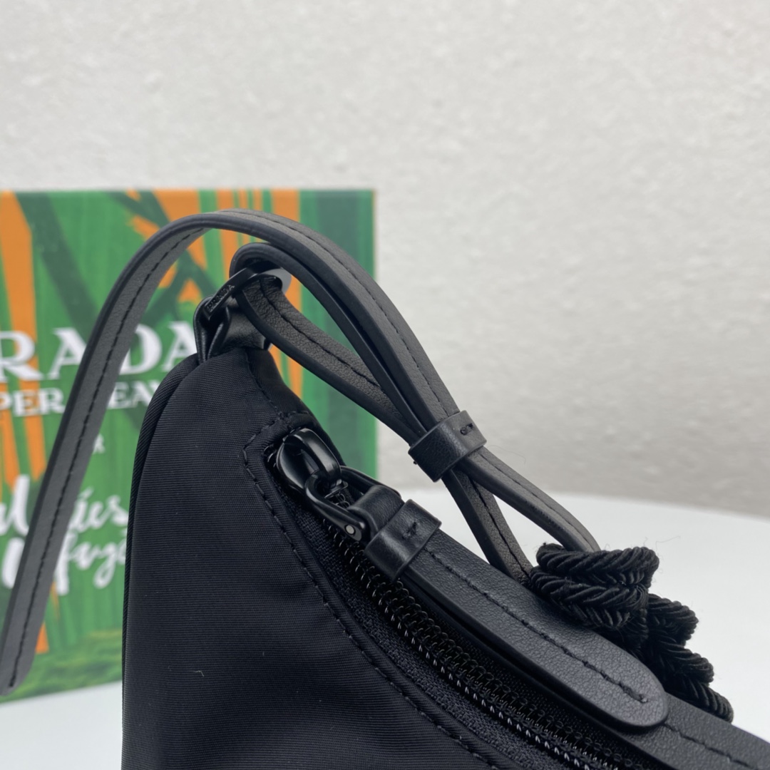Prada Bag - Image 10