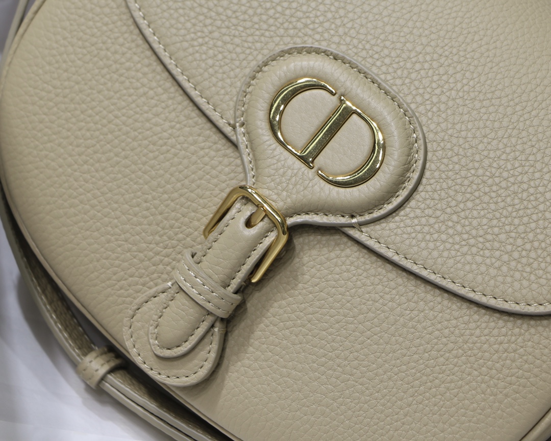 Dior Medium Bobby Bag in Apricot Calfskin - Image 10