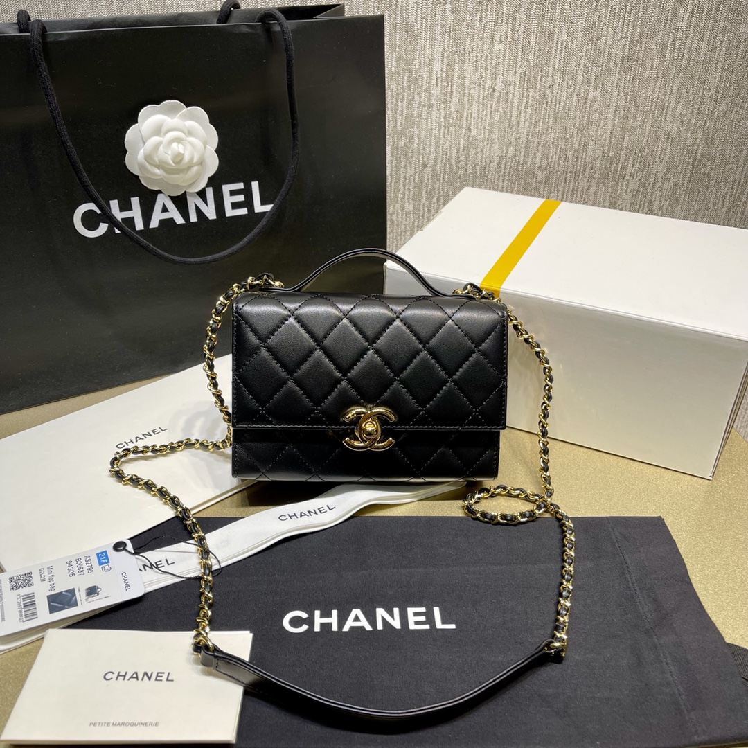 Chanel 22 Classic Rectangular Mini Flap Bag in Black Lambskin
