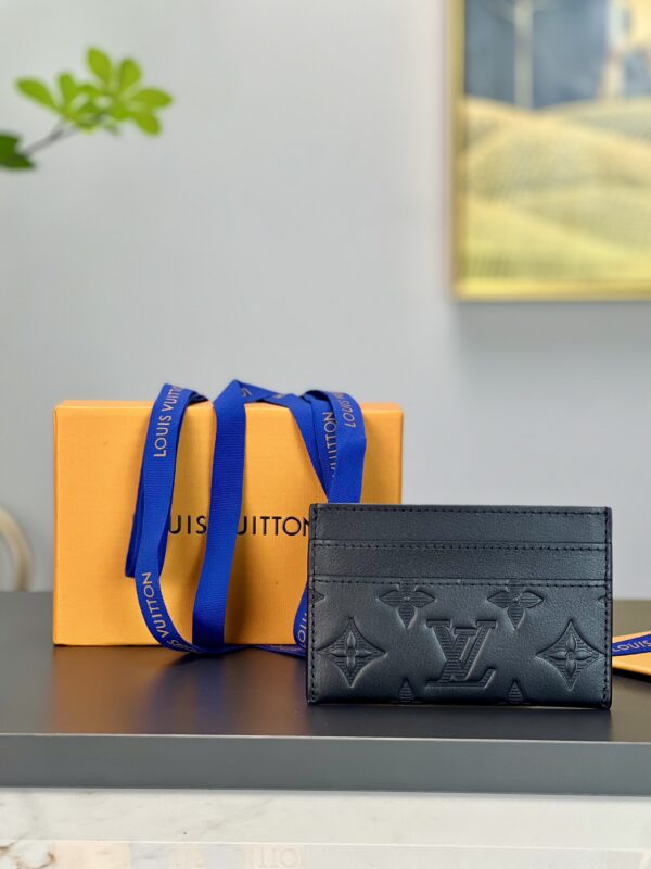 Louis Vuitton Card Holder in Monogram Eclipse