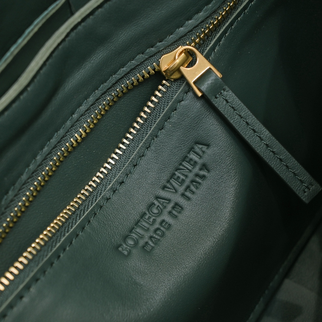 Bottega Veneta Padded Cassette Bag in Olive Green - Image 9