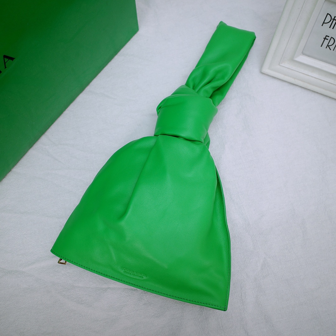 Bottega Veneta Bag - Image 3