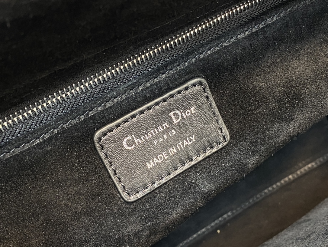 Lady Dior Large Bag in Black Sheepskin - Image 10