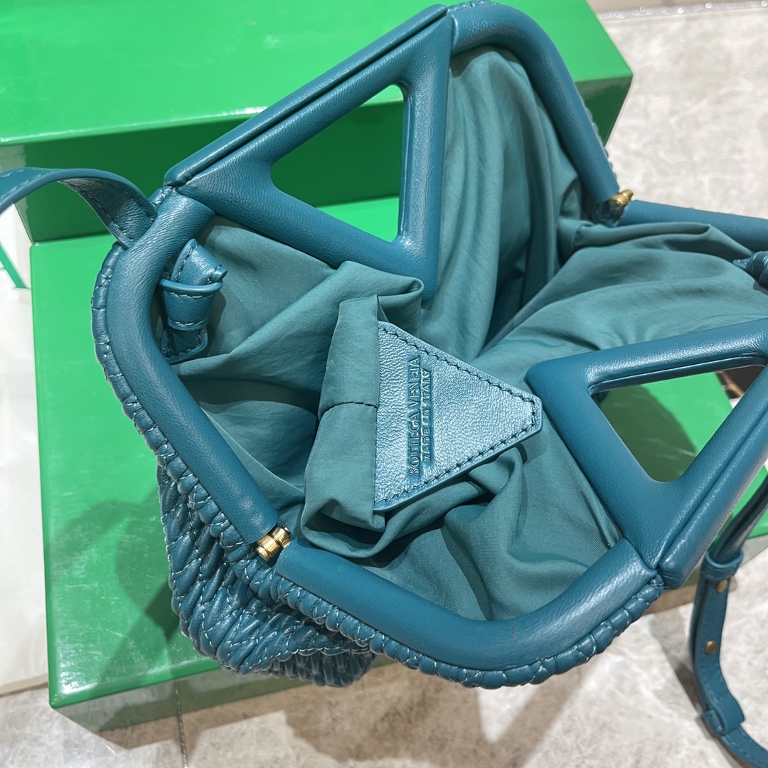 Bottega Veneta Bag - Image 9
