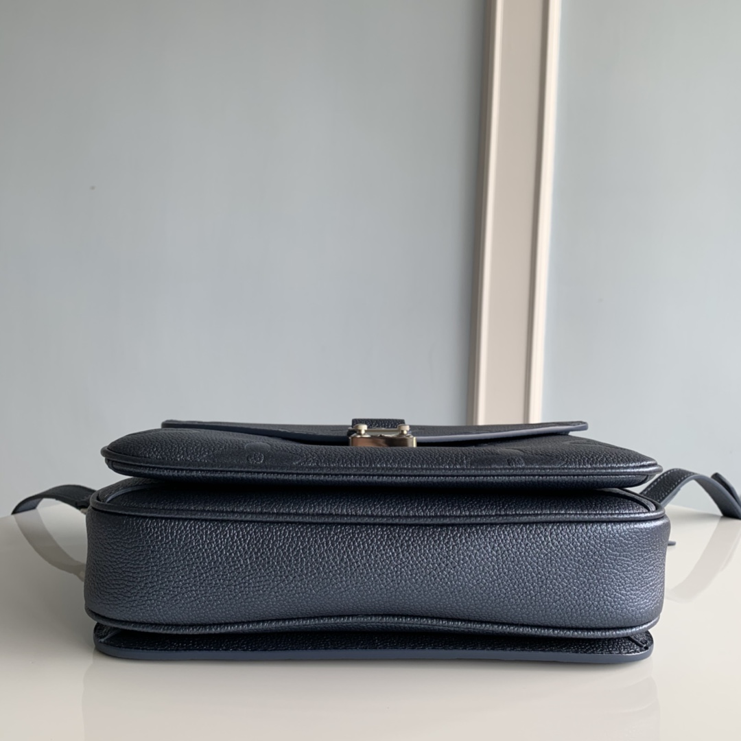 Louis Vuitton Pochette Metis Bag in Blue - Image 4