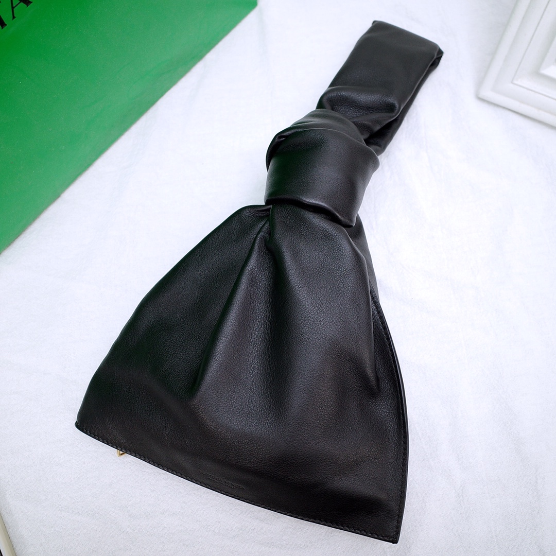 Bottega Veneta Bag - Image 3