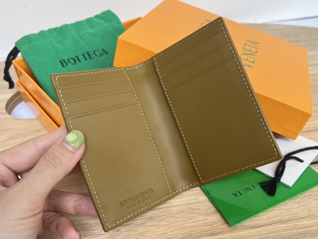 Bottega Veneta Bag - Image 10