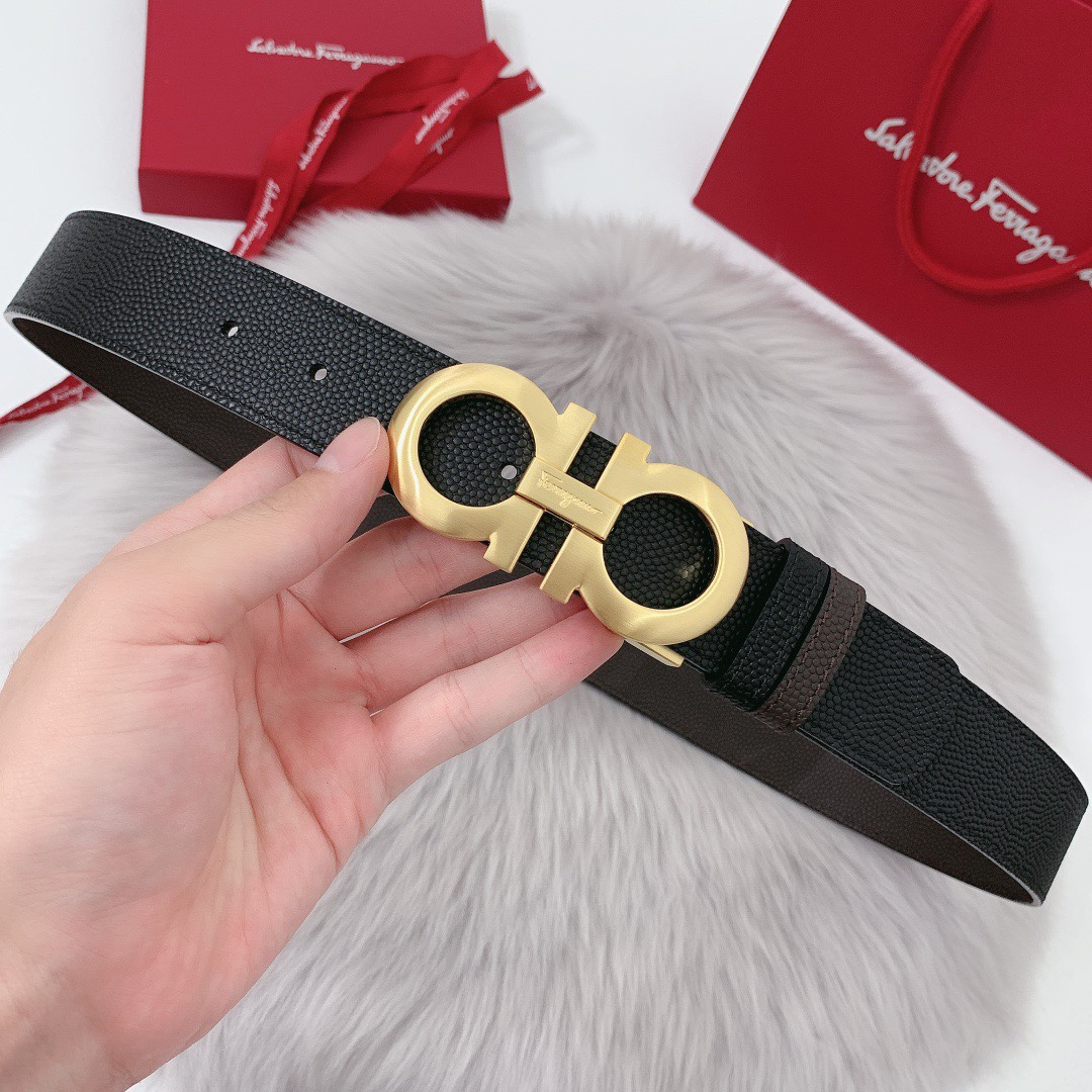 db9bf2_b68696f7860846b49c09fd2cf8de598amv2.jpg Ferragamo Logo Buckle Leather Belt - Image 1