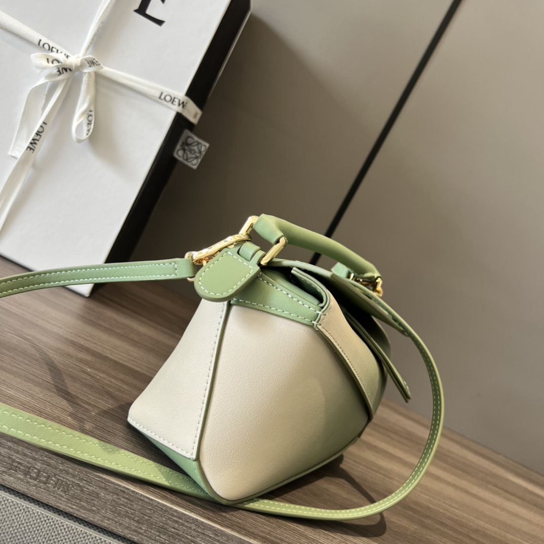 Loewe Bag - Image 5