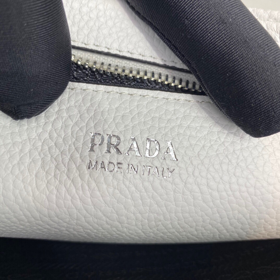 Prada Bags - Image 6