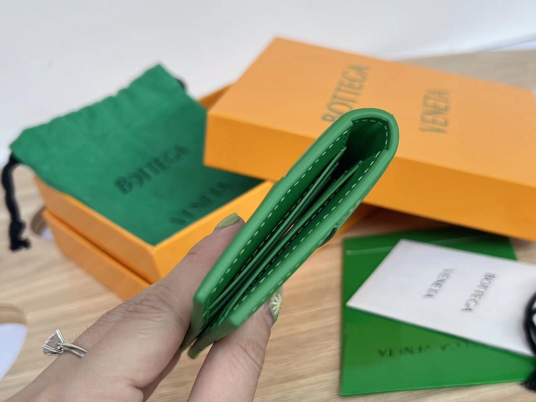 Bottega Veneta Bag - Image 4