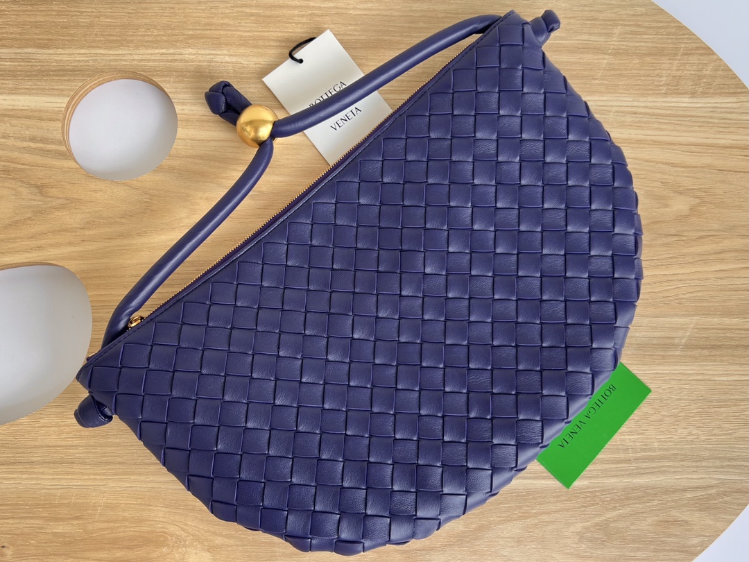 Bottega Veneta Bag - Image 4