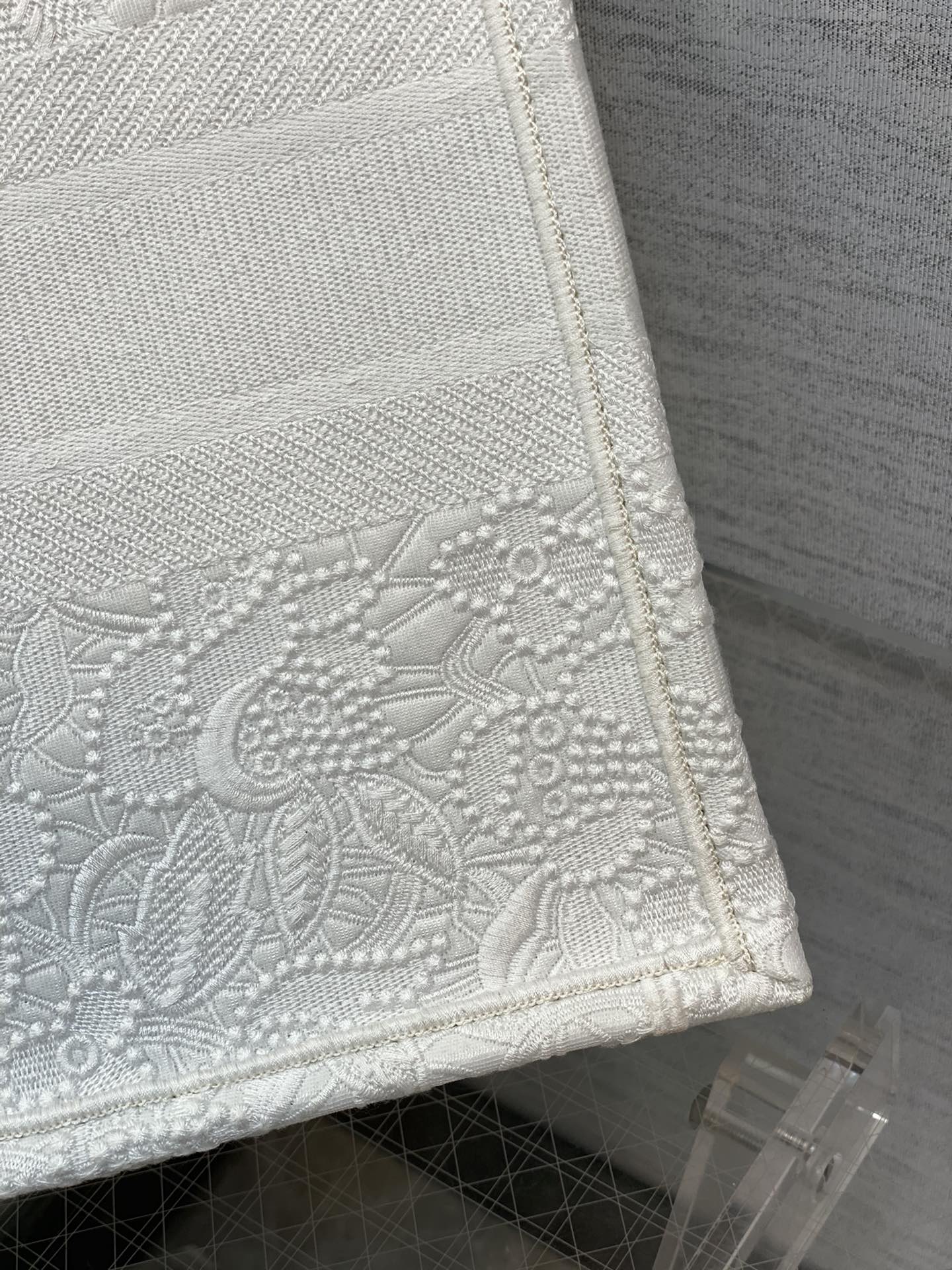 Dior Small Tote Bag in White - Image 6