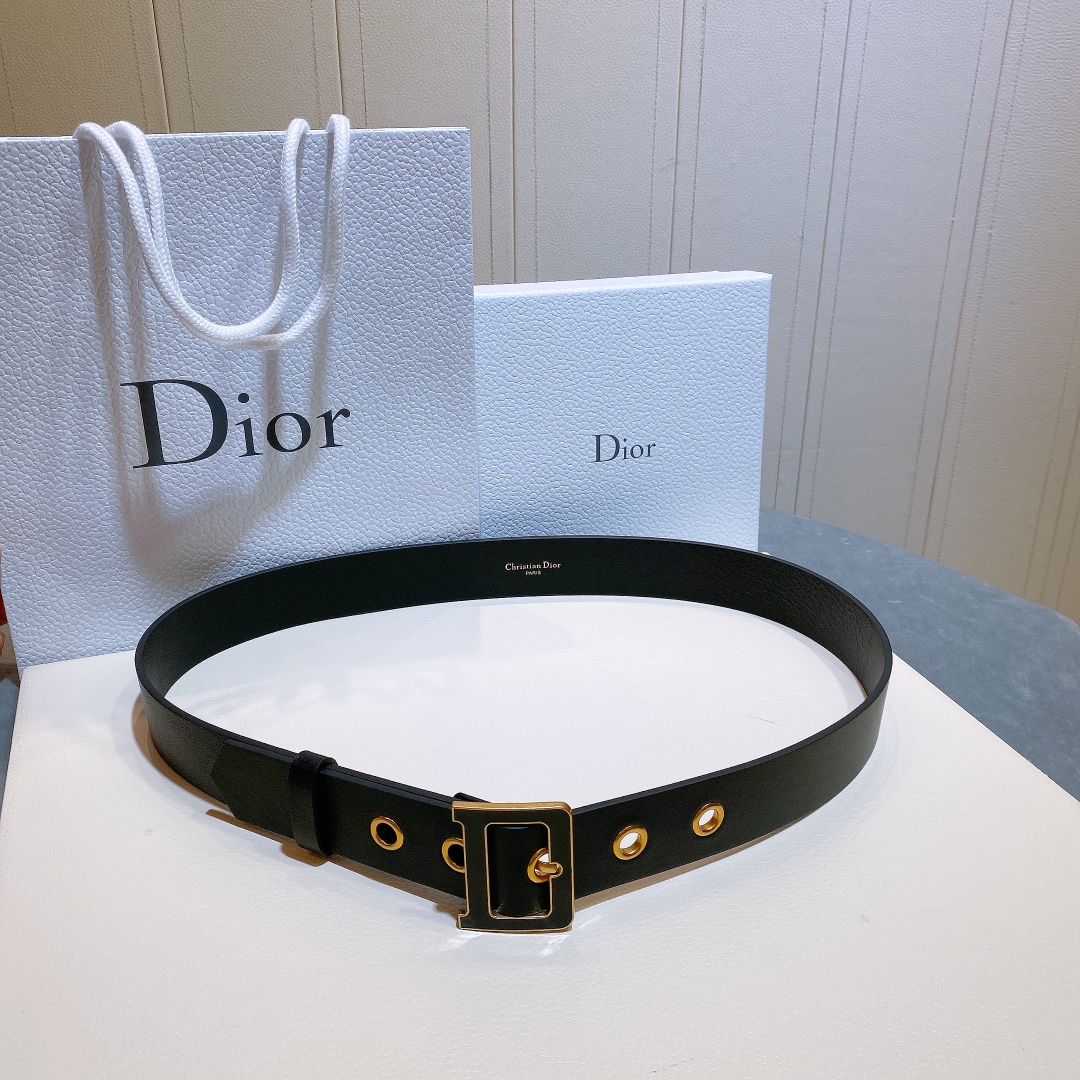 db9bf2_bbf9cb6888a346a183dff0320dd11dc6mv2.jpg Dior D Buckle Leather 50mm Belt - Image 1