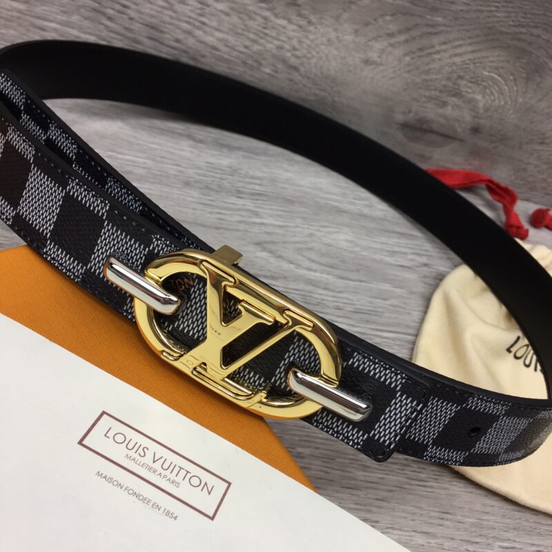 Louis Vuitton LV Buckle Belt
