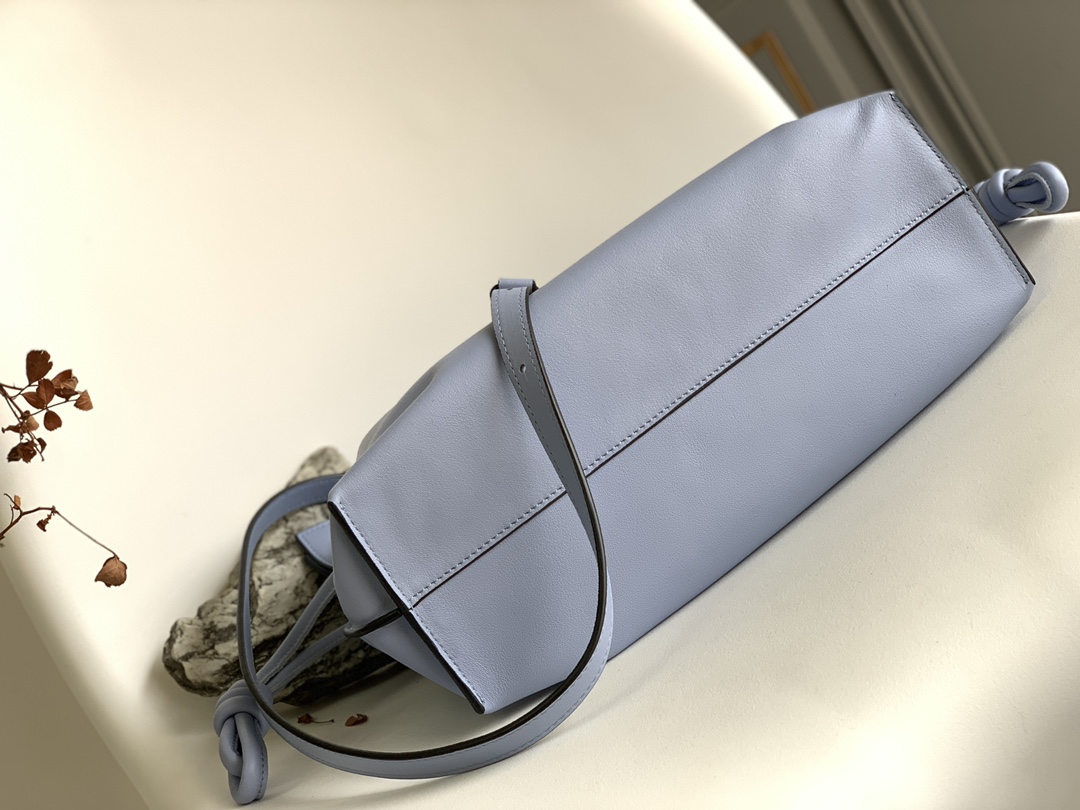 Loewe Large Flamenco Bag in Atlantic Blue Calfskin - Image 6